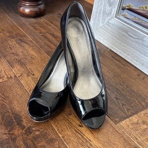 Bandolino Black Peep-Toe Heels